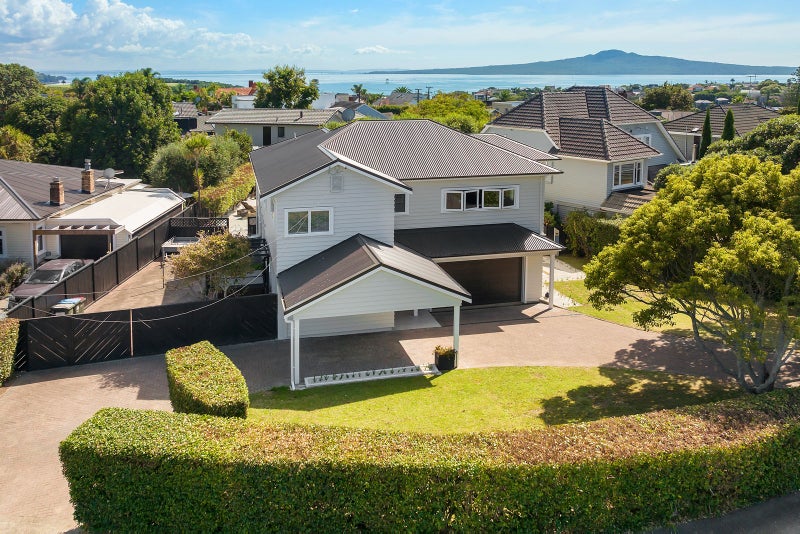 8 Palmer Crescent, Mission Bay, Auckland - Carousel 2