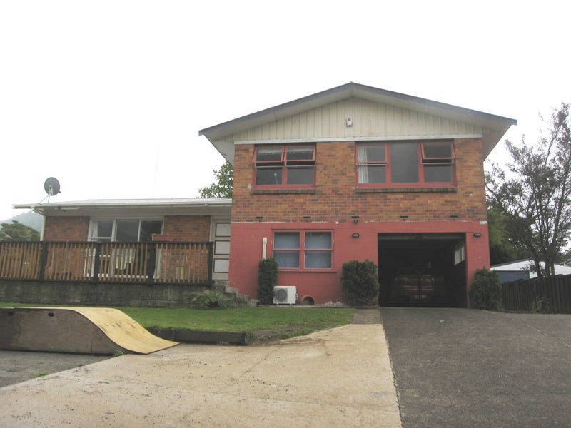 62 Lisa Crescent, Mangakakahi, Rotorua - Carousel 1