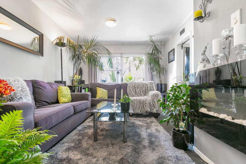 2/115 Gowing Drive, Meadowbank, Auckland - Carousel 1