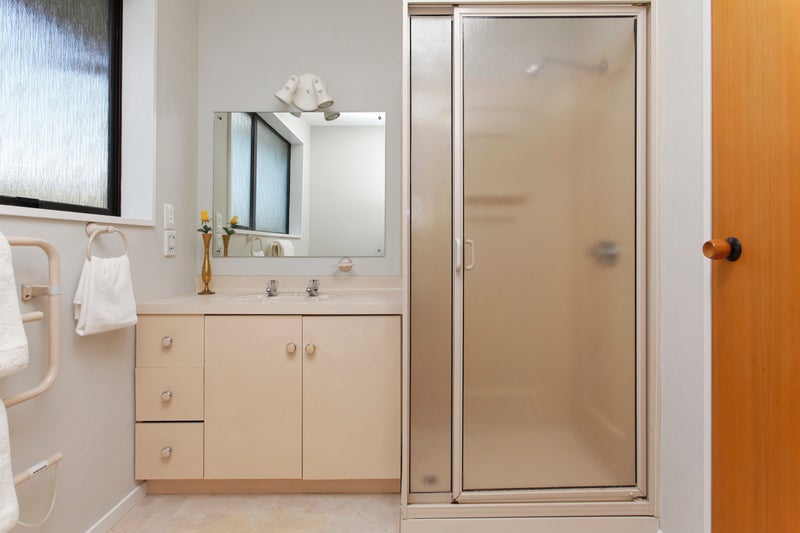 42B Brookside Terrace, Bryndwr, Christchurch - Carousel 19