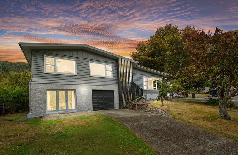 11 Cleary Street, Waterloo, Lower Hutt - Carousel 1