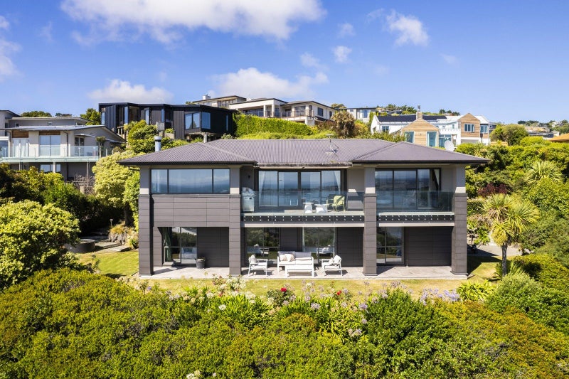 5 Ophir Lane, Redcliffs, Christchurch - Carousel 2