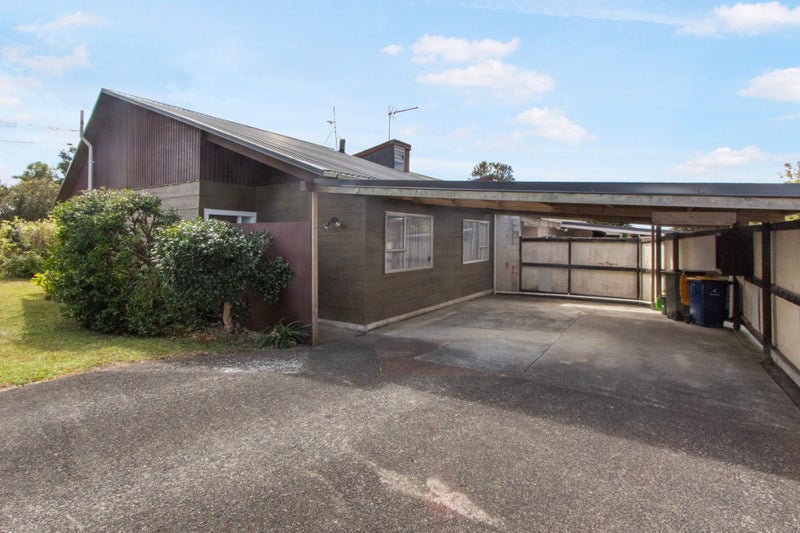 1/243 Hepburn Road, Glendene, Auckland - Carousel 1