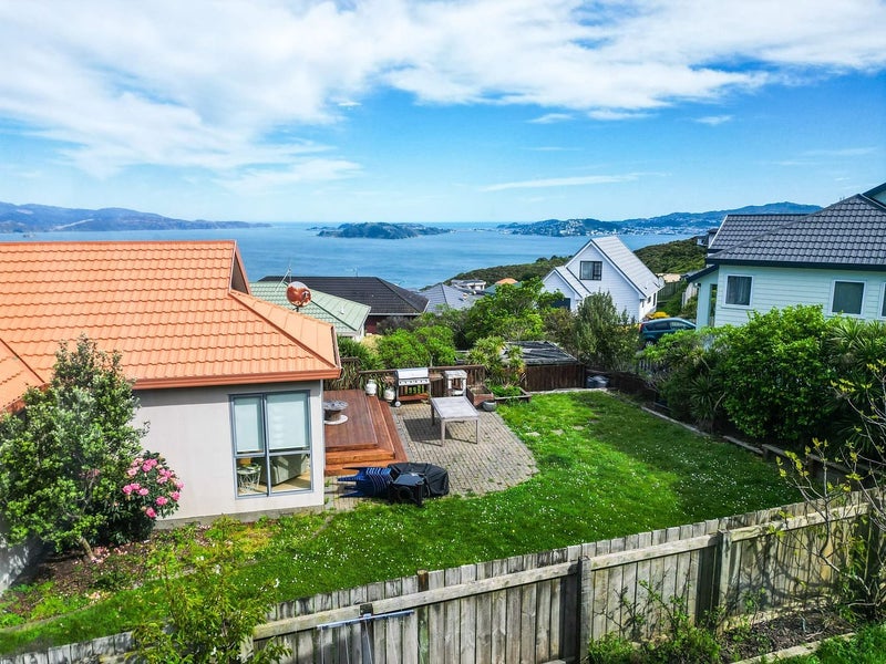 75A Dress Circle, Newlands, Wellington - Carousel 18