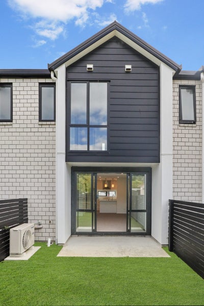 6/28 Riverview Road, Panmure, Auckland - Carousel 1