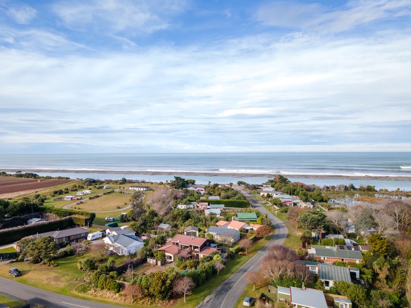 89 Pacific Drive, Southbridge - Carousel 1