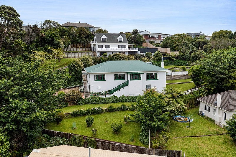 215 Ngamotu Road, Spotswood, New Plymouth - Carousel 2