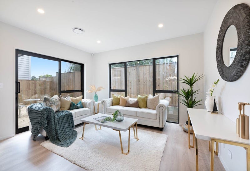 21A Montgomery Avenue, Belmont, Auckland - Carousel 2