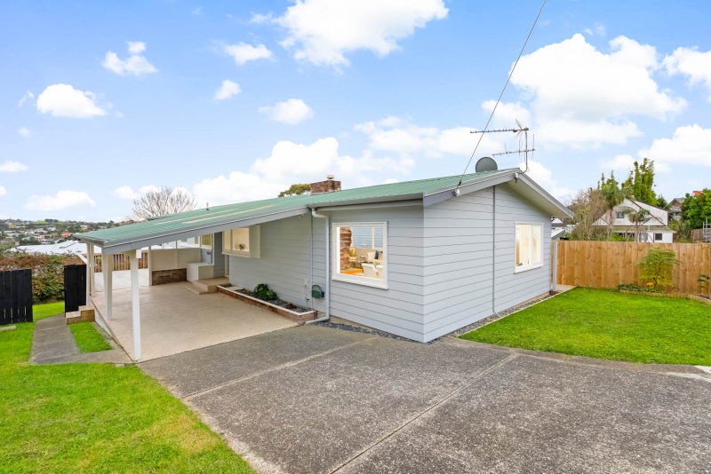 2F Sunnynook Road, Sunnynook, Auckland - Carousel 1