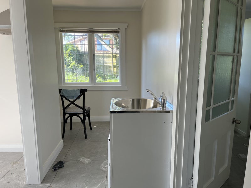 511 Mount Albert Road, Three Kings, Auckland - Carousel 11