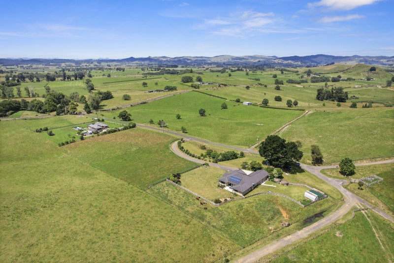 26 Puriri Road, Waerenga - Carousel 35