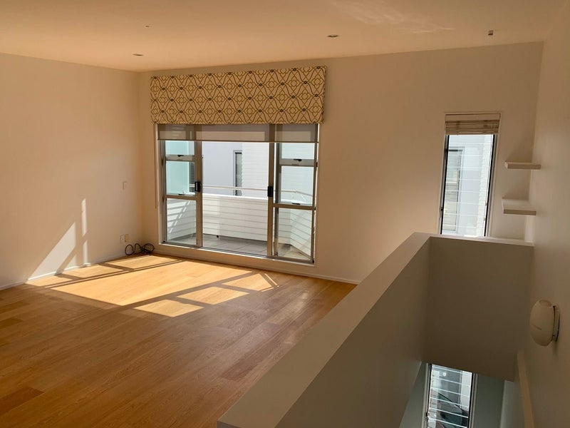 B5/15 Scanlan Street, Grey Lynn, Auckland - Carousel 2