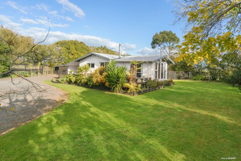 12 Goodwin Road, Aka Aka - Carousel 2