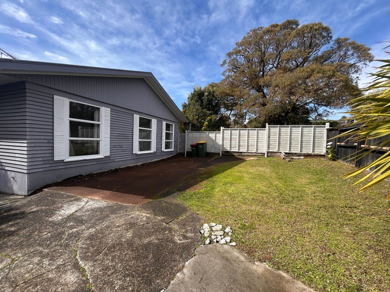 142A Gowing Drive, Meadowbank, Auckland - Carousel 9