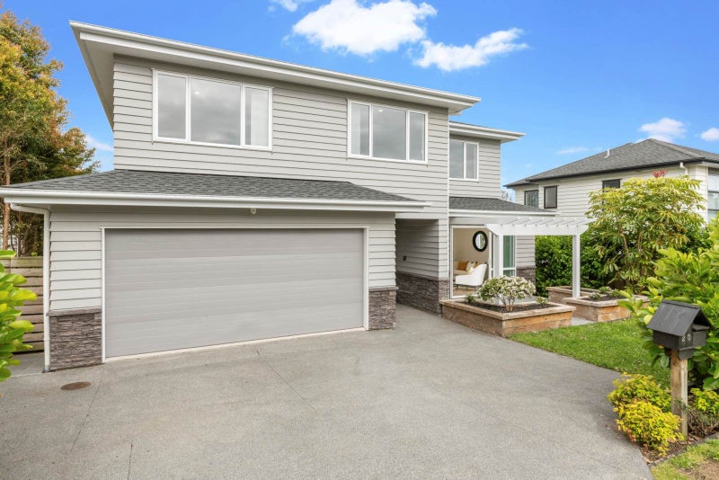 20 Newport Place, Forrest Hill, Auckland - Carousel 2
