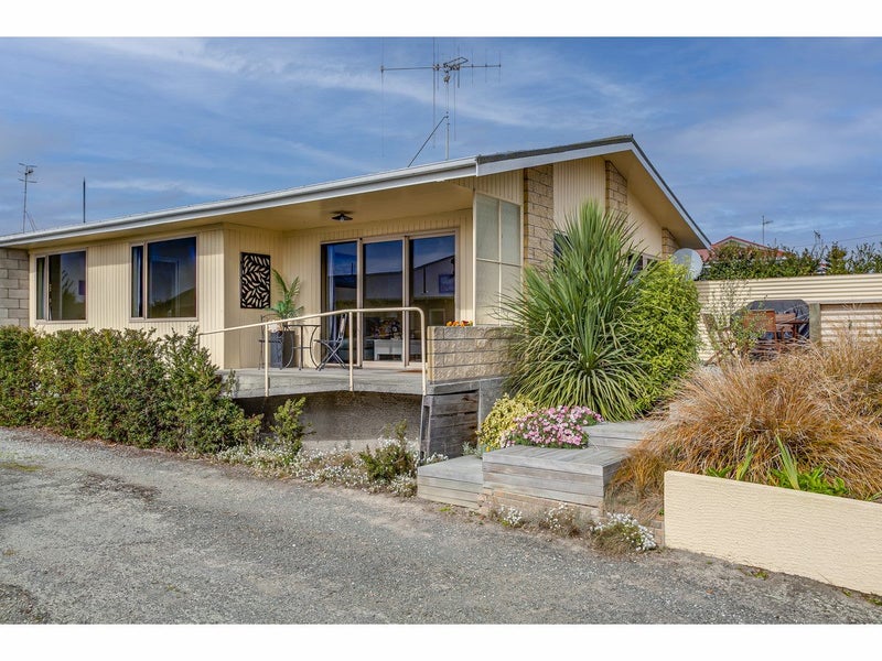1/6 Deal Street, Seaview, Timaru - Carousel 21