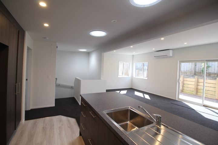 36 Hindmarsh Street, Johnsonville, Wellington - Carousel 2