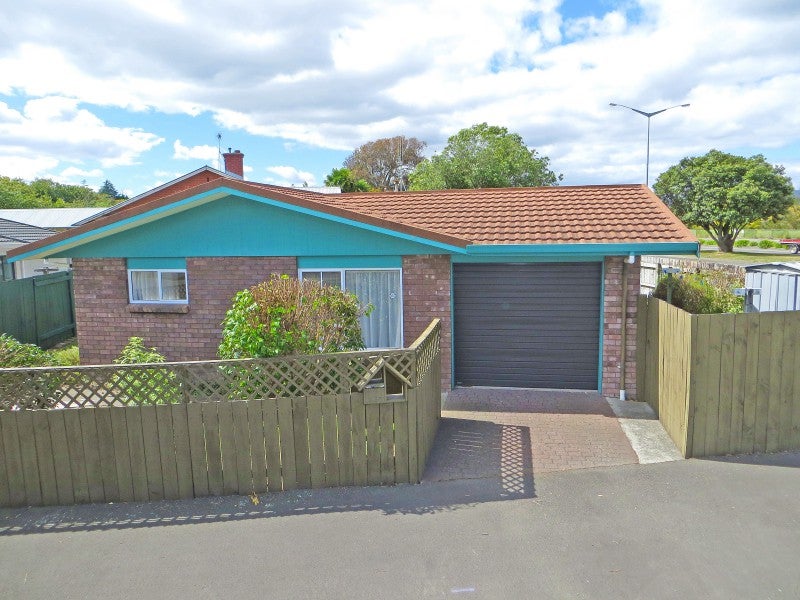 2 Margaret Street, Roslyn, Palmerston North - Carousel 1