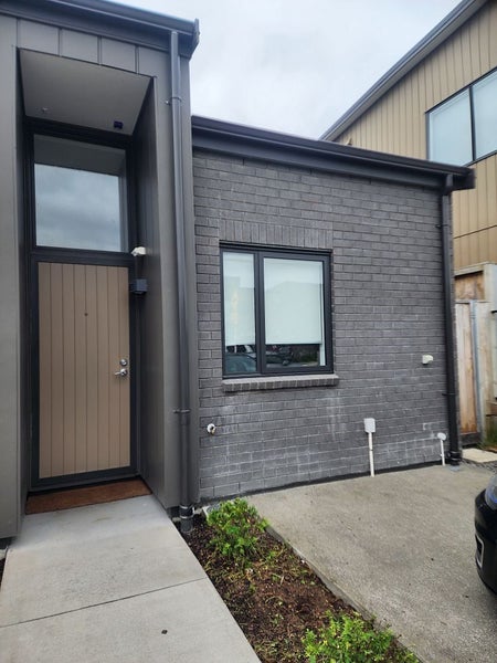 48 Kilcadden Drive, Flat Bush, Auckland - Carousel 2