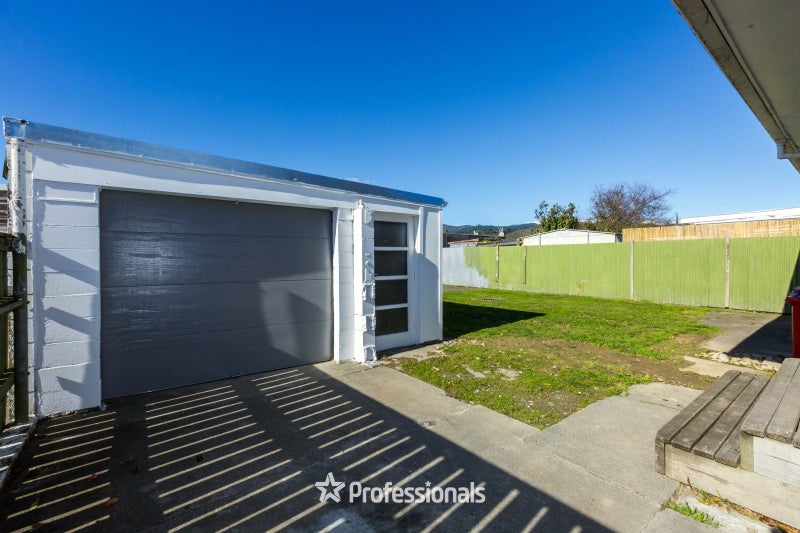92 Pine Avenue, Ebdentown, Upper Hutt - Carousel 20