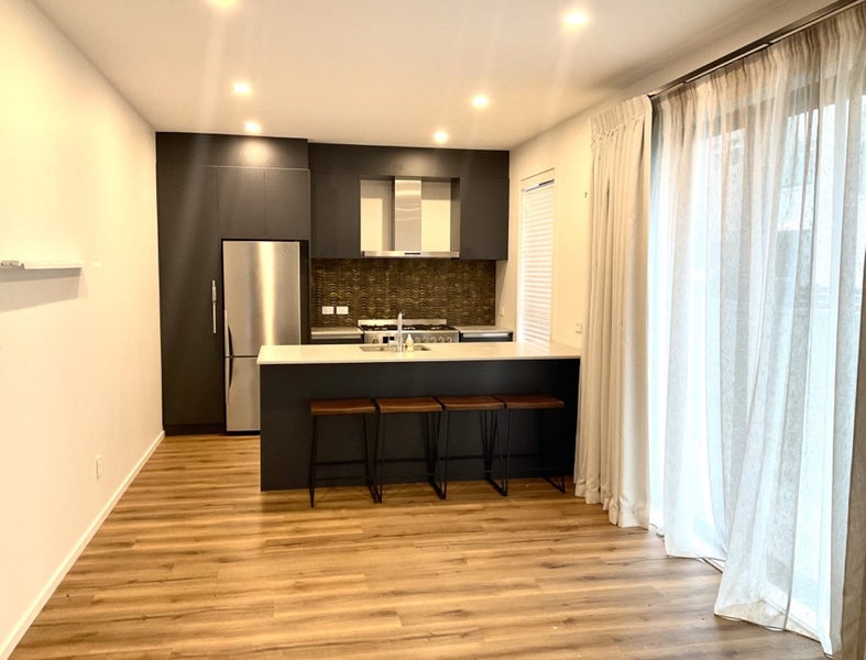 1/39 Nelson Street, Petone, Lower Hutt - Carousel 2