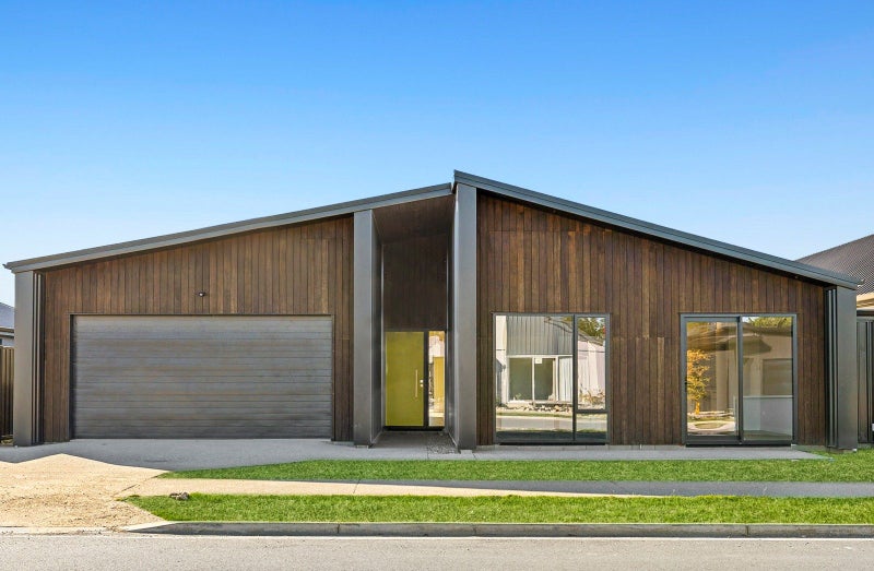 120 Burdon Loop, LAKE HAWEA - Carousel 1