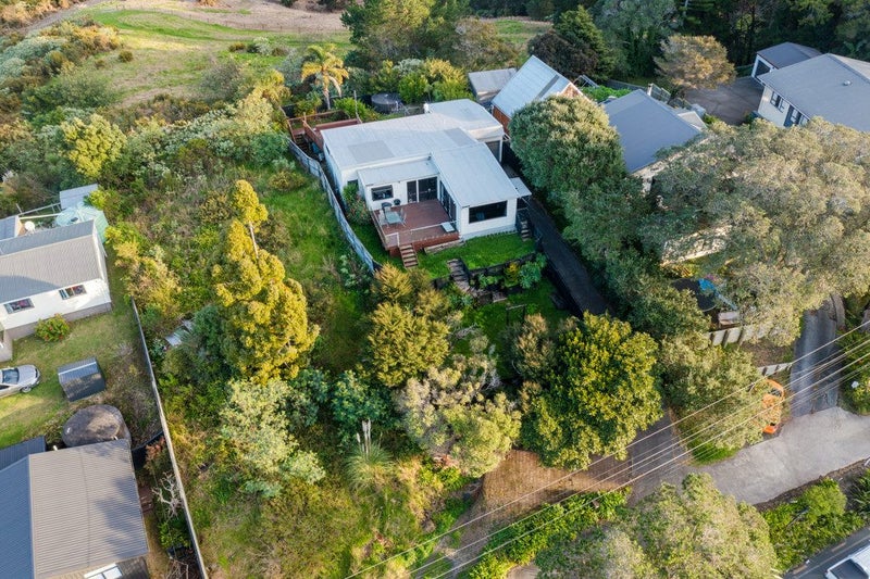 505 Whangaparaoa Road, Stanmore Bay, Whangaparaoa - Carousel 19