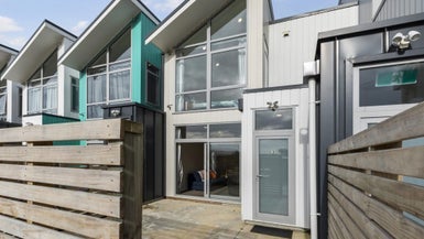 3/34 Main Road, Tawa, Wellington - Carousel 1