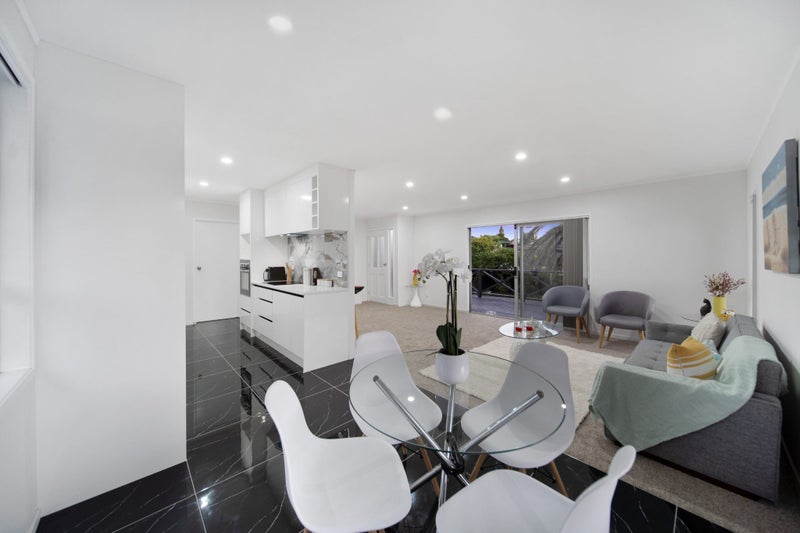 7 Slim Place, Clendon Park, Auckland - Carousel 2