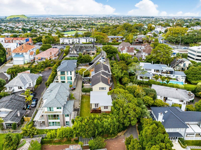 1/576A Remuera Road, Remuera, Auckland - Carousel 2