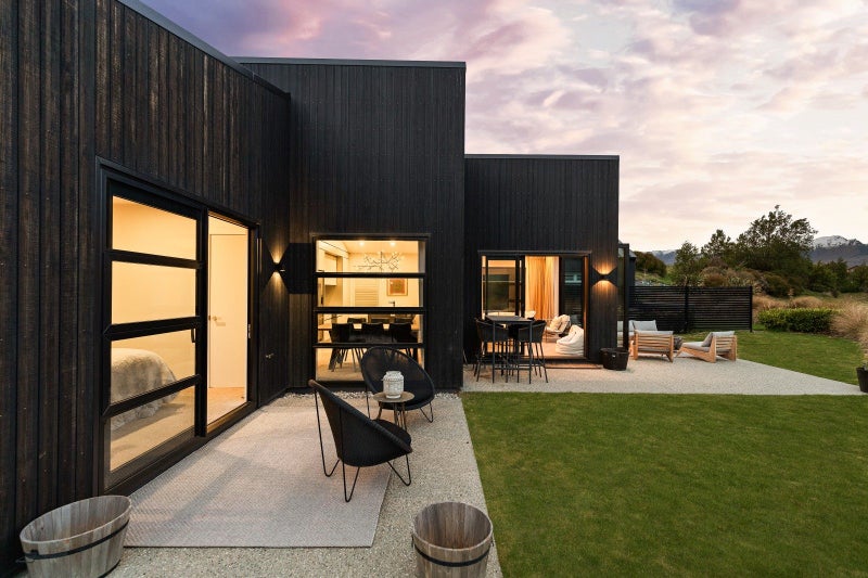 23 Alps View Place, Lake Hayes, Queenstown - Carousel 1