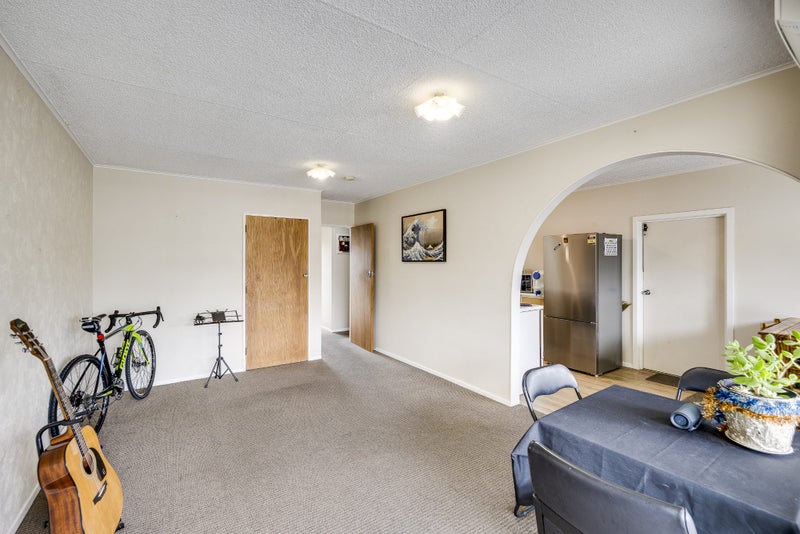 2/11 Hereford Place, Tamatea, Napier - Carousel 2