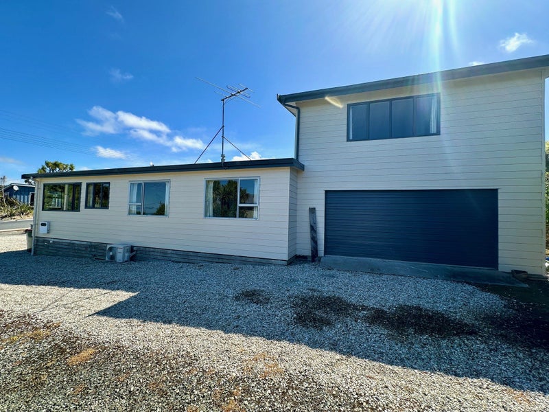 30 Tarata Street, Balclutha - Carousel 35