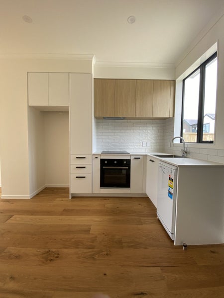 5/31 Mahalo Avenue, Wiri, Auckland - Carousel 2