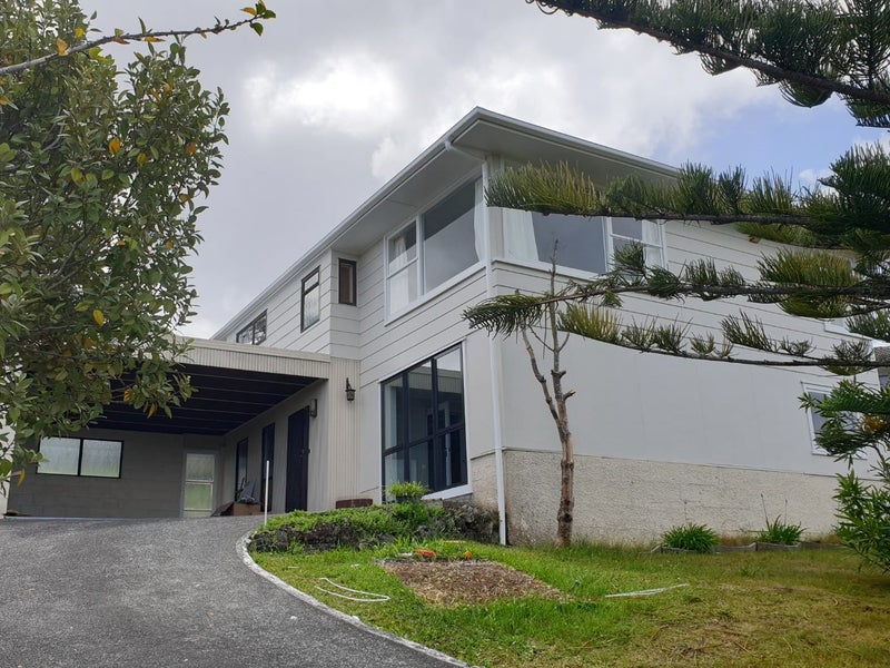 32 Juniper Road, Sunnynook, Auckland - Carousel 1