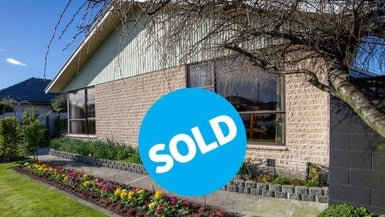 25 Oriana Crescent, Hornby, Christchurch - Carousel 1