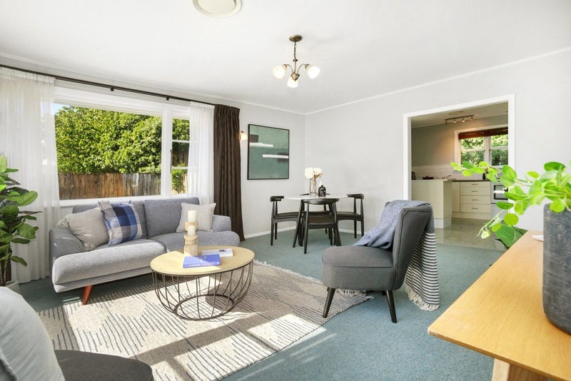 46 Handyside Street, Tawa, Wellington - Carousel 2