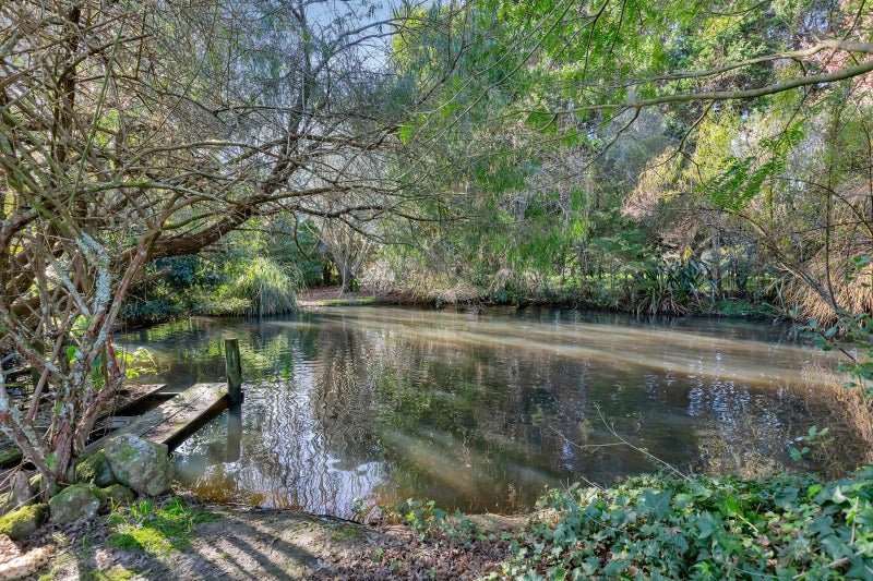 86 Main Road, Kamo - Carousel 2