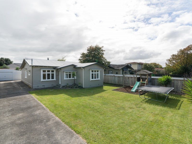 39 Rata Street, Roslyn, Palmerston North - Carousel 25