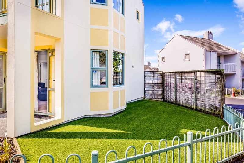 26 Winery Way, Henderson, Auckland - Carousel 2