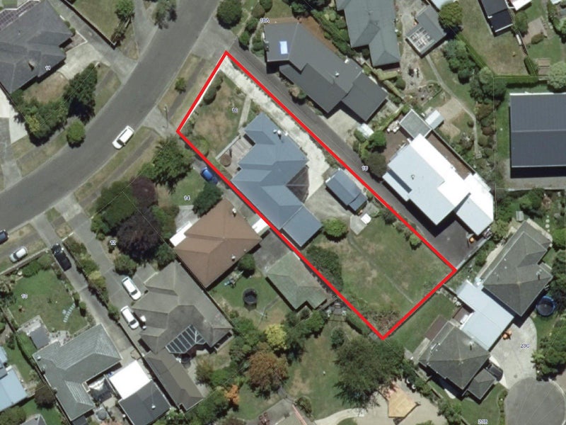 16 St Albans Avenue, Hokowhitu, Palmerston North - Carousel 14