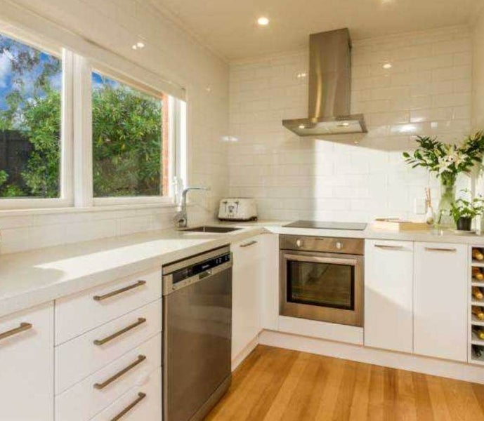 2/1 Hythe Terrace, Mairangi Bay, Auckland - Carousel 2