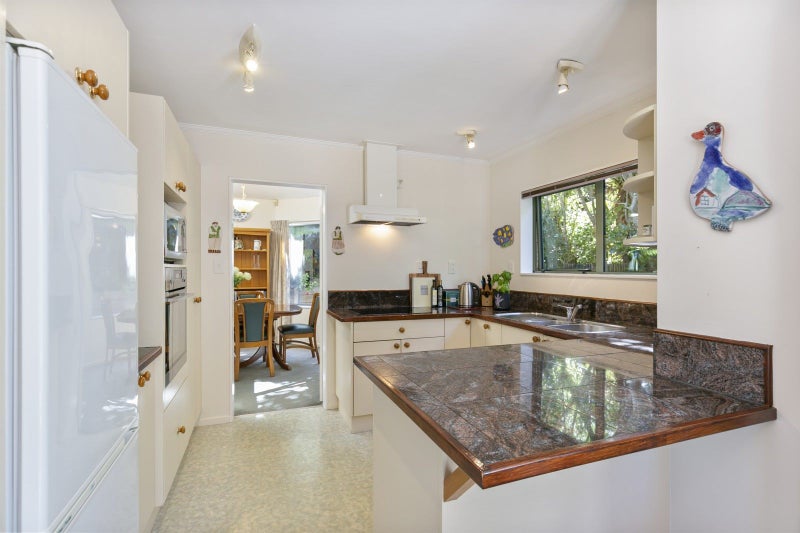 26A Agra Crescent, Khandallah, Wellington - Carousel 2