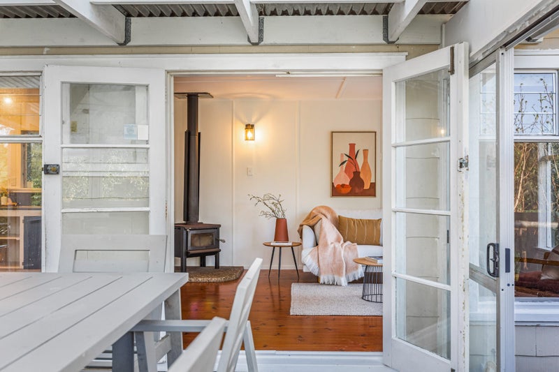 29 Turanga Road, Henderson Valley, Auckland - Carousel 1