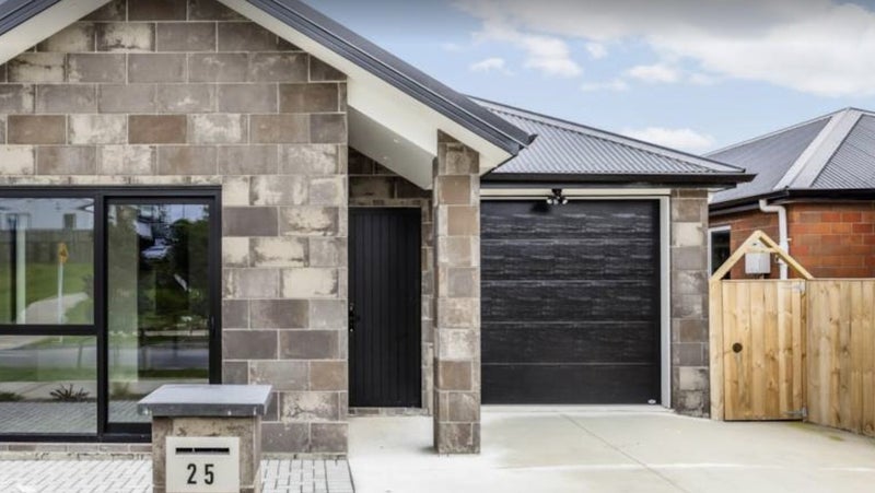 25 Bannockburn Road, Ōpaheke, Papakura - Carousel 1