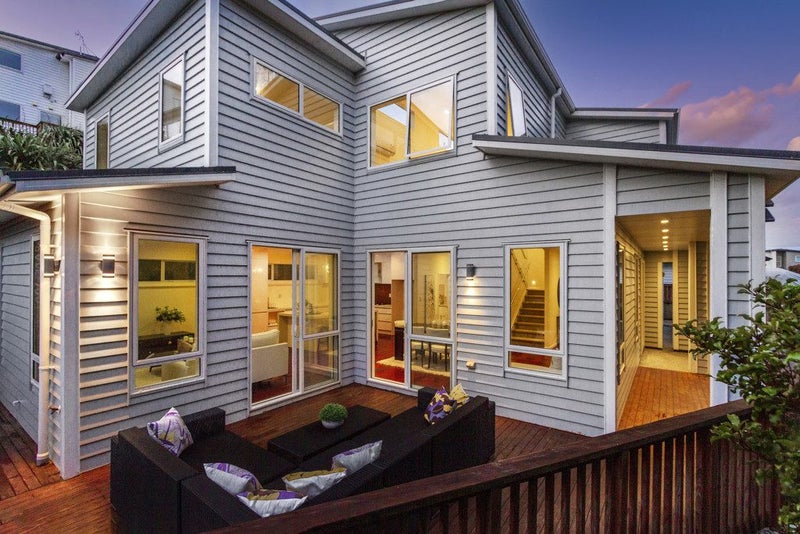 9 Carex Way, Long Bay, Auckland - Carousel 2