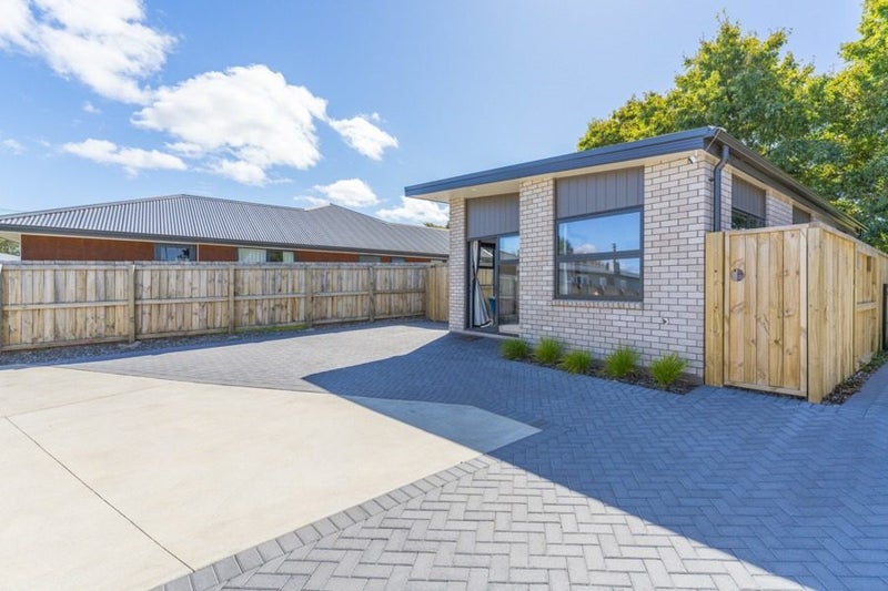 25C Karamū Street, Taupō - Carousel 1