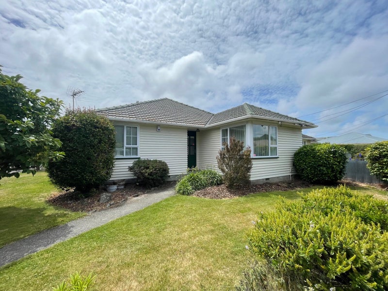 18 Greendale Avenue, Avonhead, Christchurch - Carousel 1