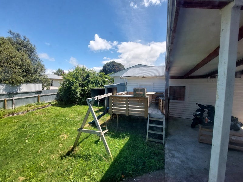 906 Gordon Road, Raureka, Hastings - Carousel 13