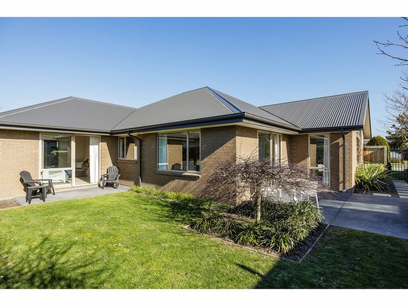 10 Oakdene Place, Halswell, Christchurch - Carousel 16